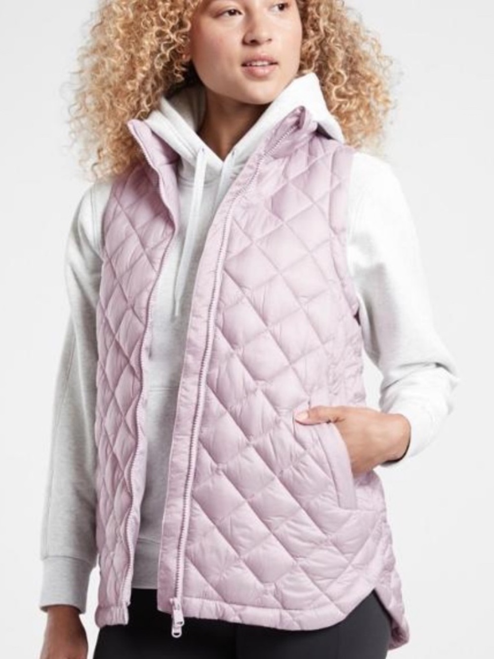 Athleta size S whisper featherless Quilted Sleeveless puffer Vest in Pale Lilac